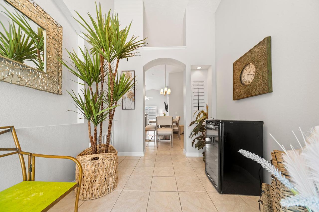 Private Oasis In Kissimmee - Pool, Bbq, Free Parking Leilighet Orlando Eksteriør bilde