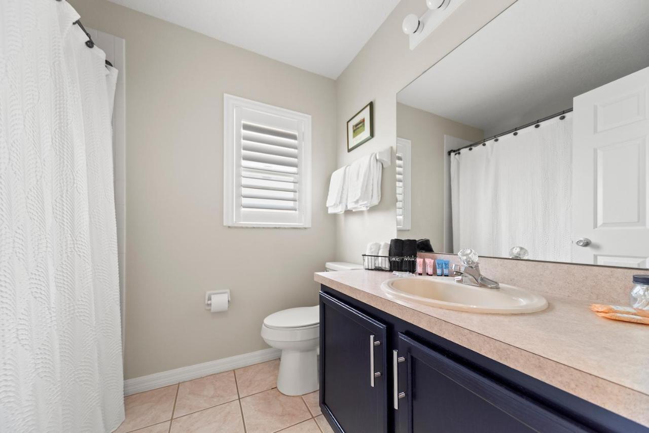 Private Oasis In Kissimmee - Pool, Bbq, Free Parking Leilighet Orlando Eksteriør bilde